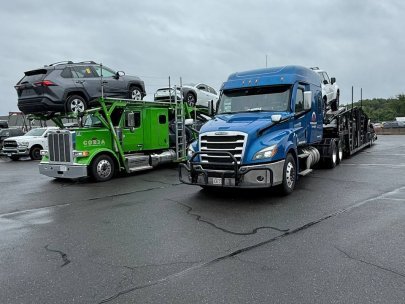 Moving More Vehicles, More Efficiently: Why Professional Auto Transport Matters